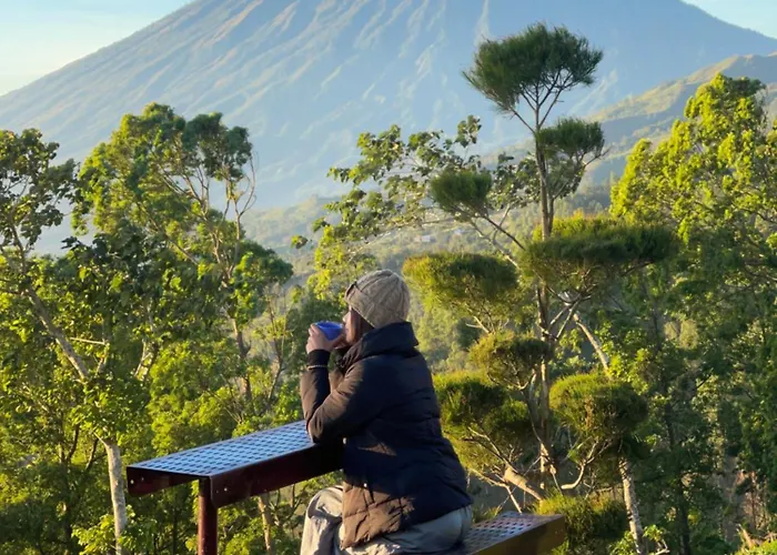 Alengkong Bali Camp * Bangli