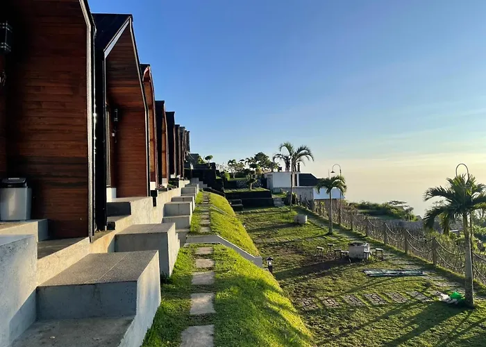 Alengkong Bali Camp Hotel *