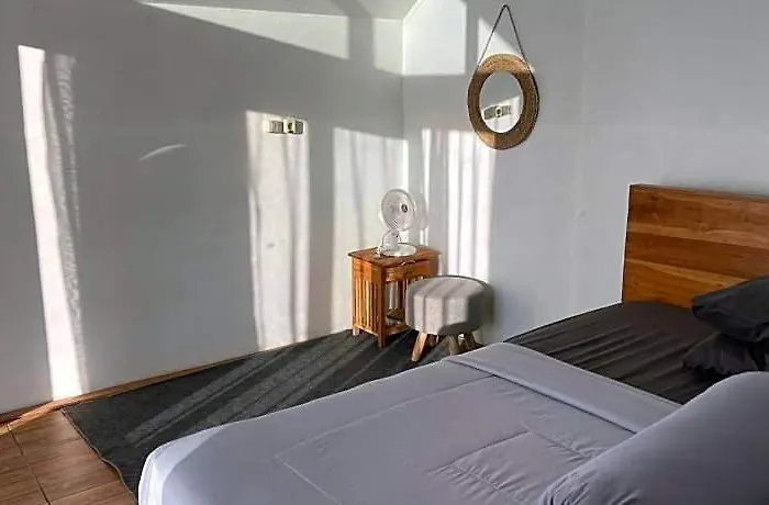 Alengkong Bali Camp Hotel *