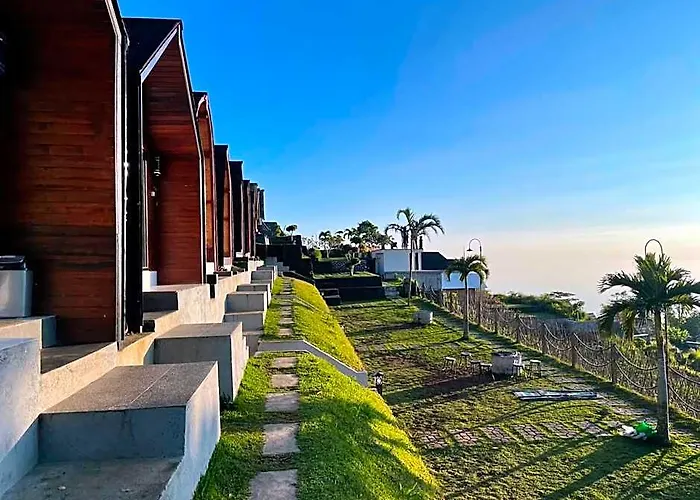 Alengkong Bali Camp * Bangli